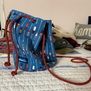 Kavu Bucket Bag
